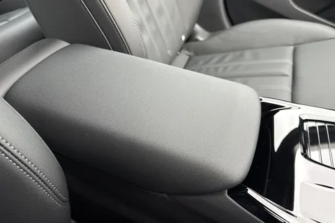 DC25FMY Audi A6 E-Tron Avant 83kWh Sport Auto 5dr Thumbnail #49