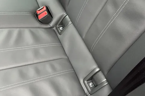 DC25FMY Audi A6 E-Tron Avant 83kWh Sport Auto 5dr Thumbnail #57