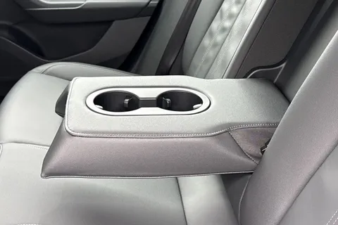 DC25FMY Audi A6 E-Tron Avant 83kWh Sport Auto 5dr Thumbnail #58