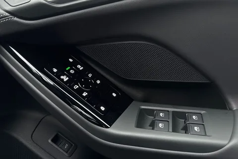 DC25FMY Audi A6 E-Tron Avant 83kWh Sport Auto 5dr Thumbnail #62