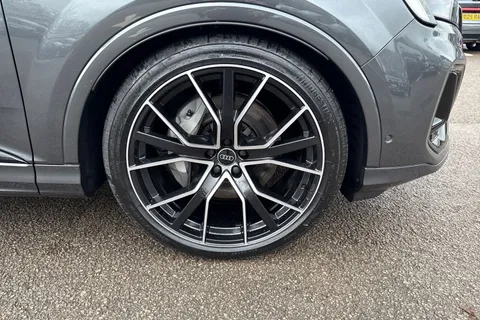  Audi Q7 3.0 TDI V6 Black Edition Tiptronic quattro Euro 6 (s/s) 5dr Thumbnail #12