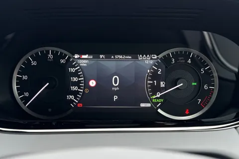 DU23NYK Land Rover Range Rover Evoque 1.5 P300e R-Dynamic HSE 5dr Thumbnail #17