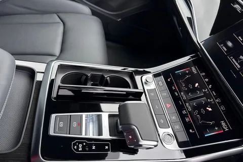  Audi Q7 3.0 TDI V6 Black Edition Tiptronic quattro Euro 6 (s/s) 5dr Thumbnail #23