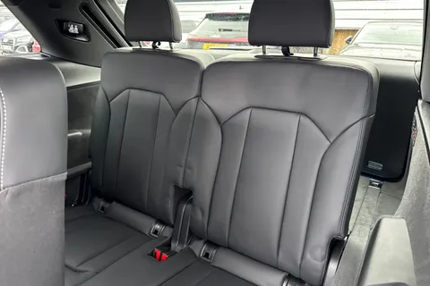  Audi Q7 3.0 TDI V6 Black Edition Tiptronic quattro Euro 6 (s/s) 5dr Thumbnail #27