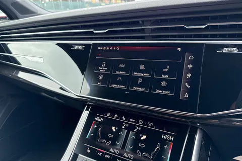  Audi Q7 3.0 TDI V6 Black Edition Tiptronic quattro Euro 6 (s/s) 5dr Thumbnail #47