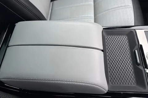 DU23NYK Land Rover Range Rover Evoque 1.5 P300e R-Dynamic HSE 5dr Thumbnail #45