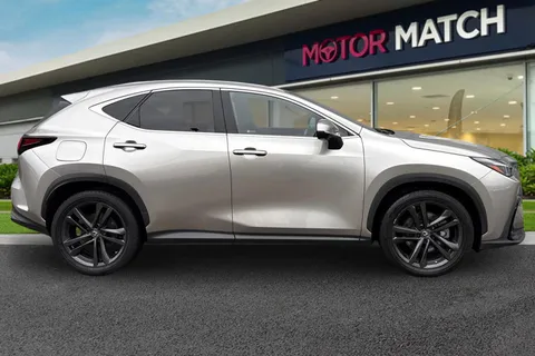 WU22VWP Lexus Nx 2.5 450h+ 18.1kWh E-CVT 4WD Euro 6 (s/s) 5dr Thumbnail #4