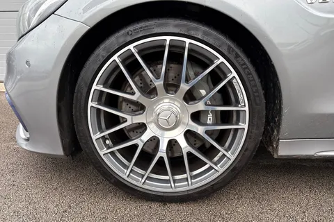 FL15EFS Mercedes-Benz C Class 4.0 C63 V8 BiTurbo AMG SpdS MCT Euro 6 (s/s) 5dr Thumbnail #13