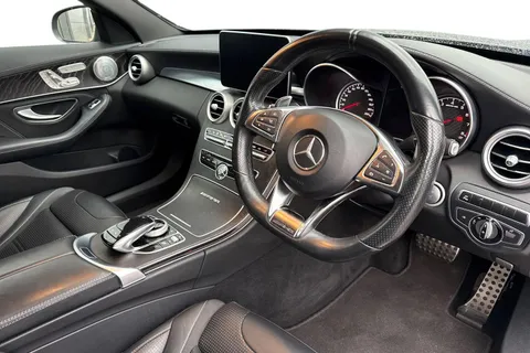 FL15EFS Mercedes-Benz C Class 4.0 C63 V8 BiTurbo AMG SpdS MCT Euro 6 (s/s) 5dr Thumbnail #15