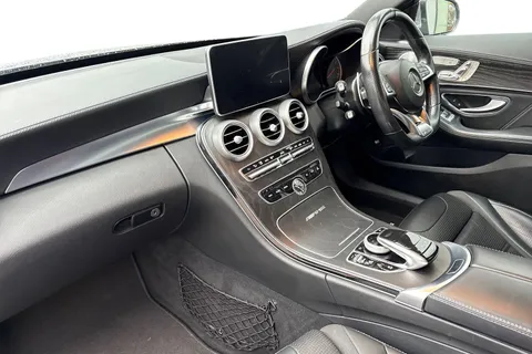 FL15EFS Mercedes-Benz C Class 4.0 C63 V8 BiTurbo AMG SpdS MCT Euro 6 (s/s) 5dr Thumbnail #16