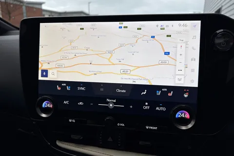 WU22VWP Lexus Nx 2.5 450h+ 18.1kWh E-CVT 4WD Euro 6 (s/s) 5dr Thumbnail #18