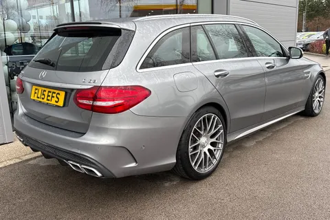 FL15EFS Mercedes-Benz C Class 4.0 C63 V8 BiTurbo AMG SpdS MCT Euro 6 (s/s) 5dr Thumbnail #32