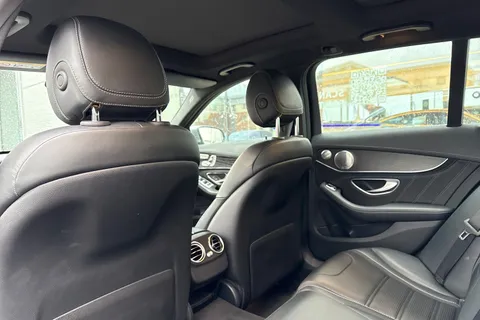 FL15EFS Mercedes-Benz C Class 4.0 C63 V8 BiTurbo AMG SpdS MCT Euro 6 (s/s) 5dr Thumbnail #38