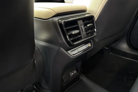 WU22VWP Lexus Nx 2.5 450h+ 18.1kWh E-CVT 4WD Euro 6 (s/s) 5dr Thumbnail #39