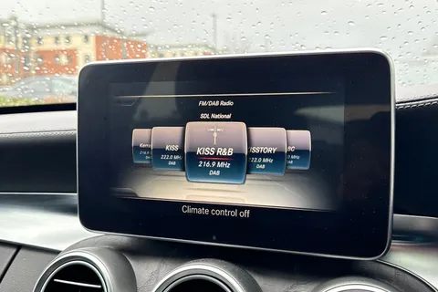 FL15EFS Mercedes-Benz C Class 4.0 C63 V8 BiTurbo AMG SpdS MCT Euro 6 (s/s) 5dr Thumbnail #45