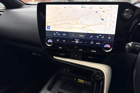 WU22VWP Lexus Nx 2.5 450h+ 18.1kWh E-CVT 4WD Euro 6 (s/s) 5dr Thumbnail #45