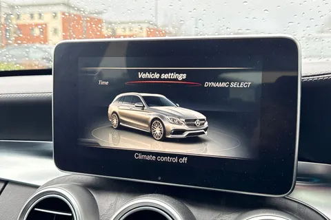 FL15EFS Mercedes-Benz C Class 4.0 C63 V8 BiTurbo AMG SpdS MCT Euro 6 (s/s) 5dr Thumbnail #48