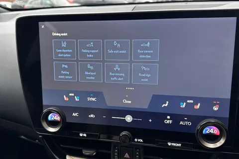 WU22VWP Lexus Nx 2.5 450h+ 18.1kWh E-CVT 4WD Euro 6 (s/s) 5dr Thumbnail #49