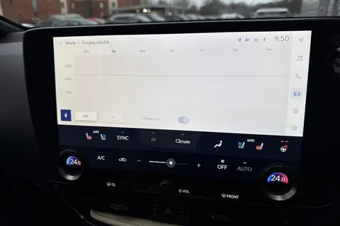 WU22VWP Lexus Nx 2.5 450h+ 18.1kWh E-CVT 4WD Euro 6 (s/s) 5dr Thumbnail #50