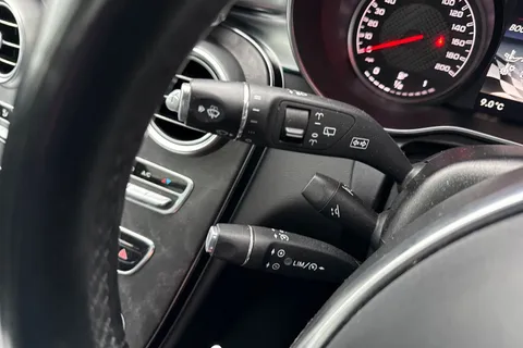 FL15EFS Mercedes-Benz C Class 4.0 C63 V8 BiTurbo AMG SpdS MCT Euro 6 (s/s) 5dr Thumbnail #52