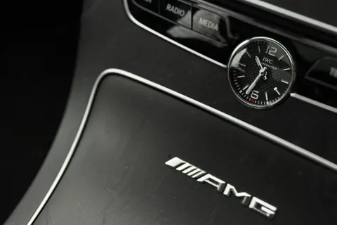 FL15EFS Mercedes-Benz C Class 4.0 C63 V8 BiTurbo AMG SpdS MCT Euro 6 (s/s) 5dr Thumbnail #57