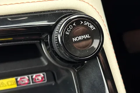 WU22VWP Lexus Nx 2.5 450h+ 18.1kWh E-CVT 4WD Euro 6 (s/s) 5dr Thumbnail #60