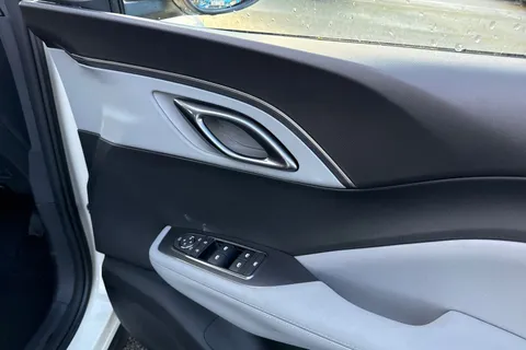 DC75KOE BYD Dolphin Surf 43.2kWh Boost Auto 5dr Thumbnail #17