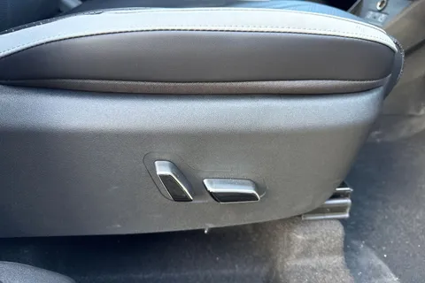 DC75KOE BYD Dolphin Surf 43.2kWh Boost Auto 5dr Thumbnail #60