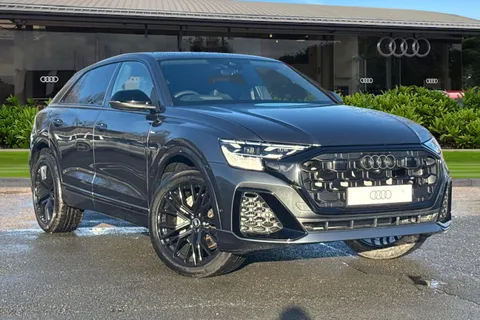 Audi Q8 3.0 TFSI V6 55 Black Edition Tiptronic quattro Euro 6 (s/s) 5dr Thumbnail #2