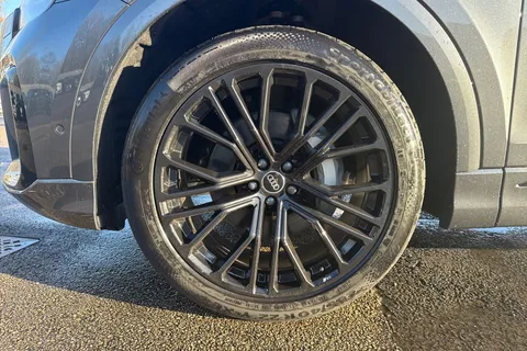 Audi Q8 3.0 TFSI V6 55 Black Edition Tiptronic quattro Euro 6 (s/s) 5dr Thumbnail #13