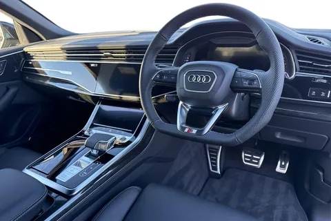 Audi Q8 3.0 TFSI V6 55 Black Edition Tiptronic quattro Euro 6 (s/s) 5dr Thumbnail #14