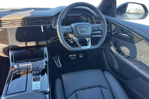 Audi Q8 3.0 TFSI V6 55 Black Edition Tiptronic quattro Euro 6 (s/s) 5dr Thumbnail #18