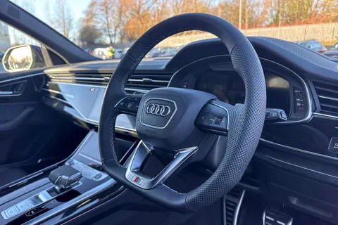 Audi Q8 3.0 TFSI V6 55 Black Edition Tiptronic quattro Euro 6 (s/s) 5dr Thumbnail #45