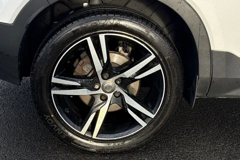 OU20KKA Volvo Xc40 2.0 T4 R-Design Auto AWD Euro 6 (s/s) 5dr Thumbnail #12