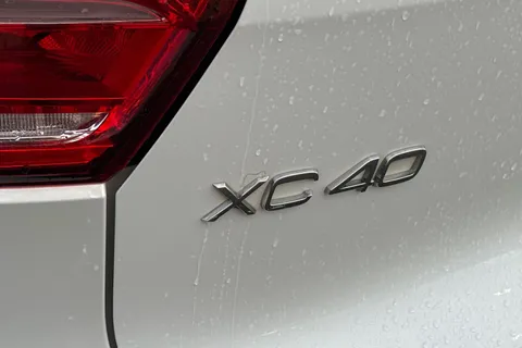 OU20KKA Volvo Xc40 2.0 T4 R-Design Auto AWD Euro 6 (s/s) 5dr Thumbnail #25