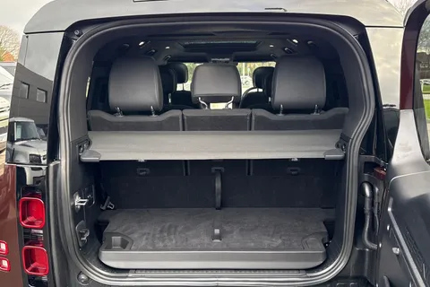 DN25WDU Land Rover Defender 130 3.0 D350 X-Dynamic HSE 5dr Thumbnail #11