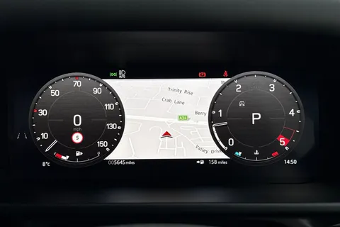 DN25WDU Land Rover Defender 130 3.0 D350 X-Dynamic HSE 5dr Thumbnail #17