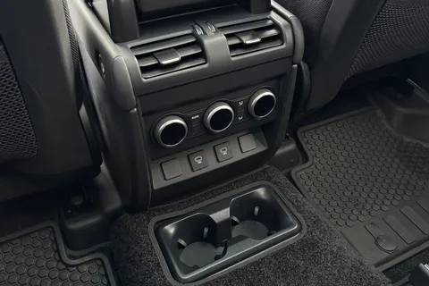 DN25WDU Land Rover Defender 130 3.0 D350 X-Dynamic HSE 5dr Thumbnail #19