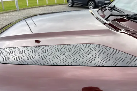 DN25WDU Land Rover Defender 130 3.0 D350 X-Dynamic HSE 5dr Thumbnail #29