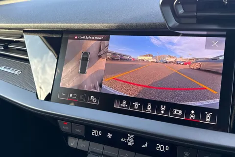 DA75HBJ Audi RS 3 2.5 TFSI Carbon Vorsprung Sportback S Tronic quattro Euro 6 (s/s) 5dr Thumbnail #32