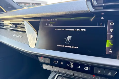 DA75HBJ Audi RS 3 2.5 TFSI Carbon Vorsprung Sportback S Tronic quattro Euro 6 (s/s) 5dr Thumbnail #39