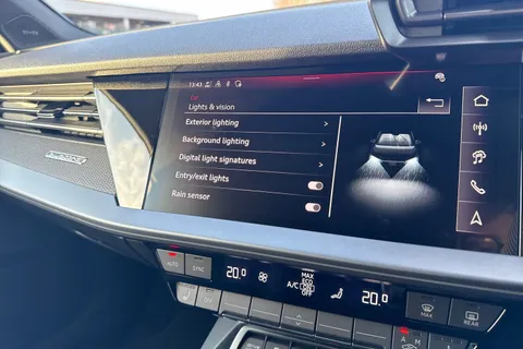 DA75HBJ Audi RS 3 2.5 TFSI Carbon Vorsprung Sportback S Tronic quattro Euro 6 (s/s) 5dr Thumbnail #48