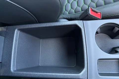 DA75HBJ Audi RS 3 2.5 TFSI Carbon Vorsprung Sportback S Tronic quattro Euro 6 (s/s) 5dr Thumbnail #60