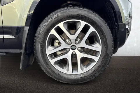 DP72HFH Land Rover Defender 90 3.0 D250 MHEV X-Dynamic SE SUV 3dr Diesel Auto 4WD Euro 6 (s/s) (250 ps) Thumbnail #8