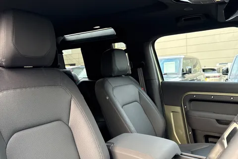 DP72HFH Land Rover Defender 90 3.0 D250 MHEV X-Dynamic SE SUV 3dr Diesel Auto 4WD Euro 6 (s/s) (250 ps) Thumbnail #21