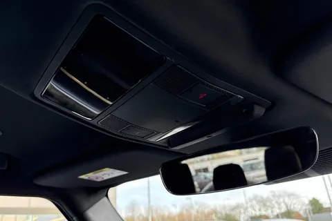 DP72HFH Land Rover Defender 90 3.0 D250 MHEV X-Dynamic SE SUV 3dr Diesel Auto 4WD Euro 6 (s/s) (250 ps) Thumbnail #23