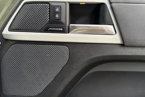 DP72HFH Land Rover Defender 90 3.0 D250 MHEV X-Dynamic SE SUV 3dr Diesel Auto 4WD Euro 6 (s/s) (250 ps) Thumbnail #24