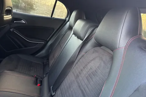 PK18OAJ Mercedes-Benz Gla 2.1 GLA200d AMG Line 7G-DCT Euro 6 (s/s) 5dr Thumbnail #20