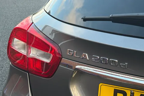 PK18OAJ Mercedes-Benz Gla 2.1 GLA200d AMG Line 7G-DCT Euro 6 (s/s) 5dr Thumbnail #33