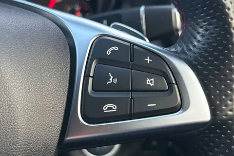 PK18OAJ Mercedes-Benz Gla 2.1 GLA200d AMG Line 7G-DCT Euro 6 (s/s) 5dr Thumbnail #40